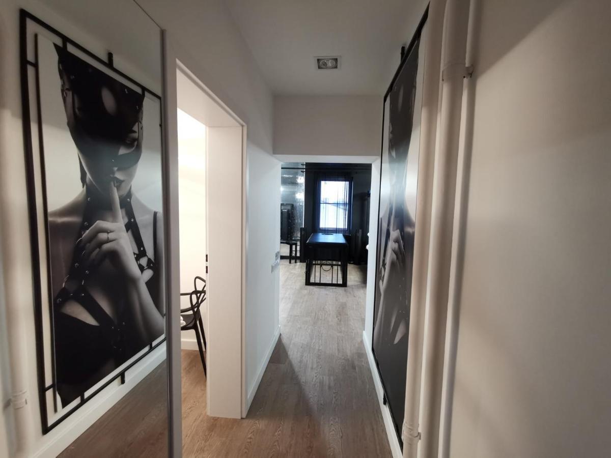 Bdsm Apartament Czestochowa Luxxx - Adults Only - Tylko Dla Doroslych Eksteriør billede