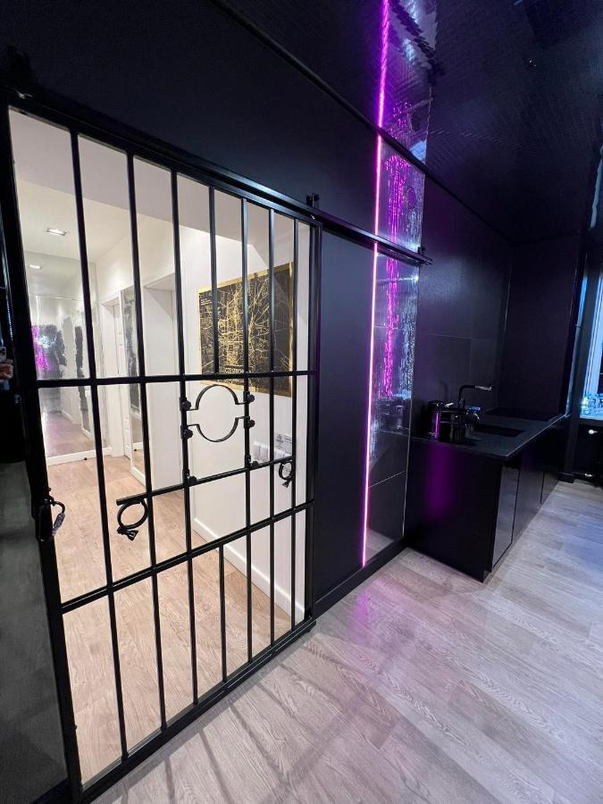 Bdsm Apartament Czestochowa Luxxx - Adults Only - Tylko Dla Doroslych Eksteriør billede