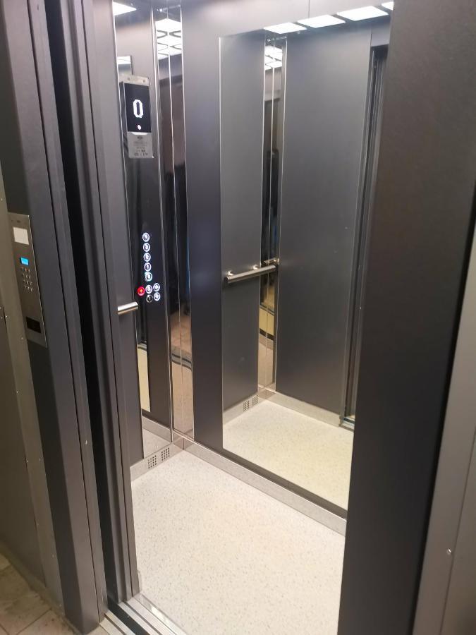 Bdsm Apartament Czestochowa Luxxx - Adults Only - Tylko Dla Doroslych Eksteriør billede